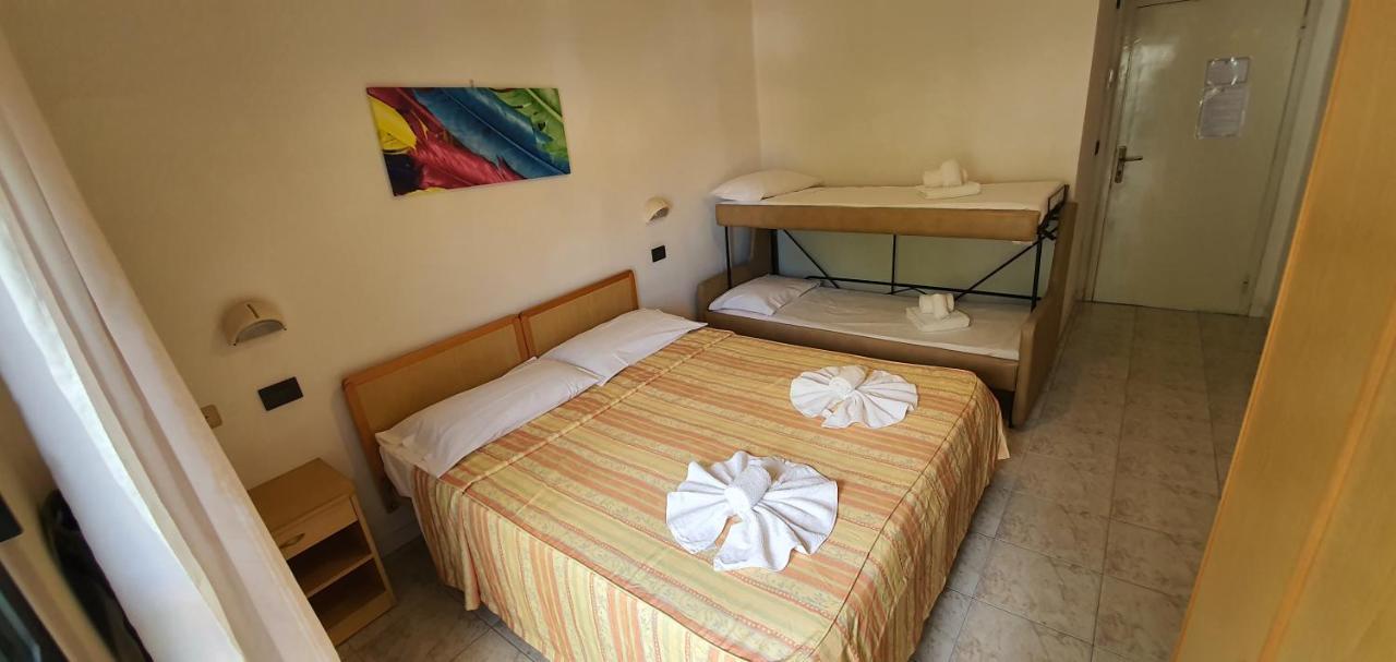 Hotel Vela Azzurra Rimini Exteriér fotografie
