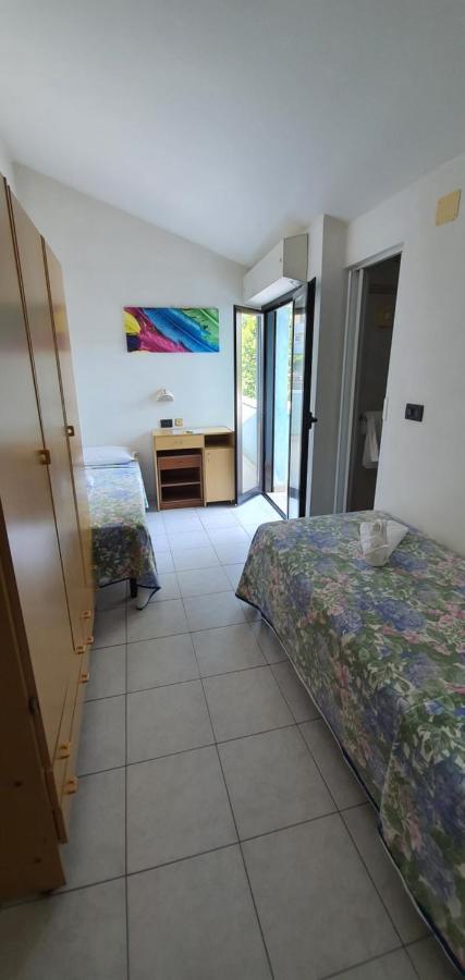 Hotel Vela Azzurra Rimini Exteriér fotografie