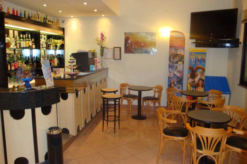 Hotel Vela Azzurra Rimini Exteriér fotografie