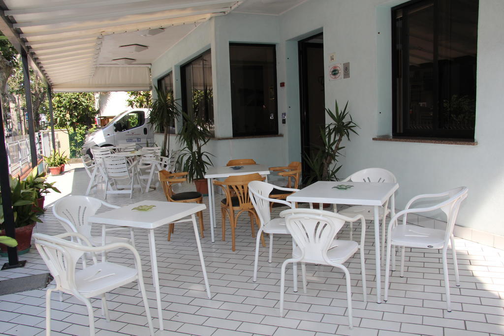 Hotel Vela Azzurra Rimini Exteriér fotografie