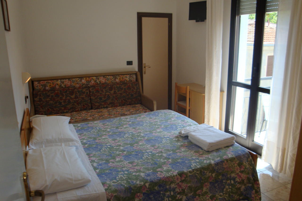 Hotel Vela Azzurra Rimini Pokoj fotografie