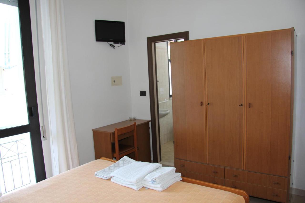 Hotel Vela Azzurra Rimini Pokoj fotografie